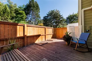 9124 SW Wilshire St, Portland, OR 97225 - Photo 19