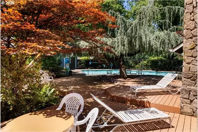 9124 SW Wilshire St, Portland, OR 97225 - Photo 31