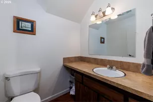 9124 SW Wilshire St, Portland, OR 97225 - Photo 17