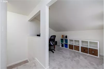 9124 SW Wilshire St, Portland, OR 97225 - Photo 15