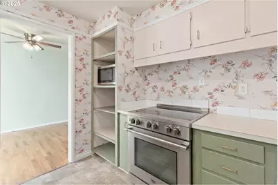 1047 Baxter St, Eugene, OR 97402 - Photo 15