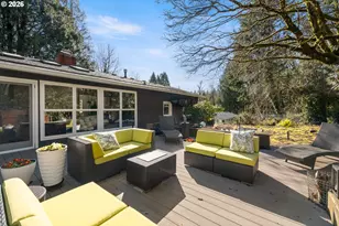 10529 SW Lancaster Rd, Portland, OR 97219 - Photo 37