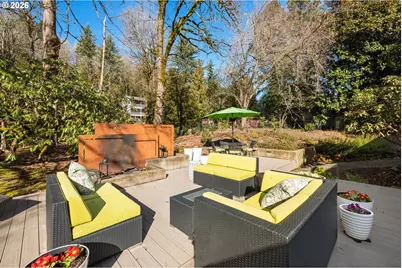 10529 SW Lancaster Rd, Portland, OR 97219 - Photo 35