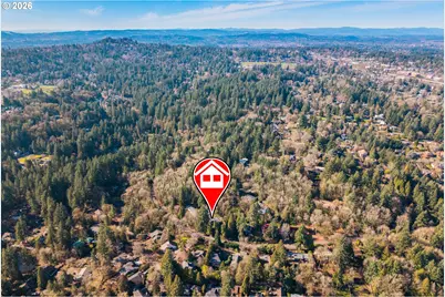 10529 SW Lancaster Rd, Portland, OR 97219 - Photo 43