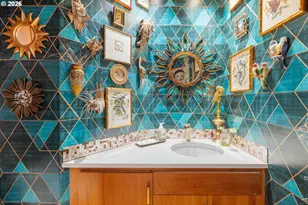 10529 SW Lancaster Rd, Portland, OR 97219 - Photo 23