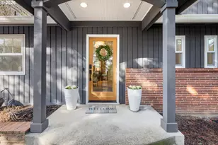 10529 SW Lancaster Rd, Portland, OR 97219 - Photo 5