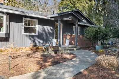 10529 SW Lancaster Rd, Portland, OR 97219 - Photo 3