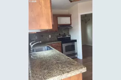 8821 SE Henderson St, Portland, OR 97266 - Photo 7