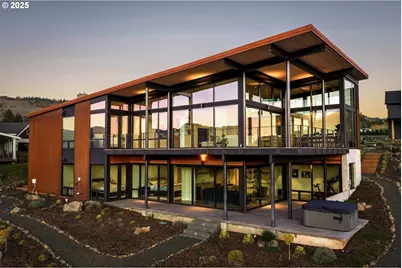 1421 Sterling Ct, White Salmon, WA 98672 - Photo 3