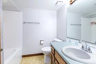 7765 SW Gentle Woods Dr, Portland, OR 97224 - Photo 29