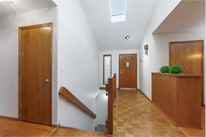 7765 SW Gentle Woods Dr, Portland, OR 97224 - Photo 9