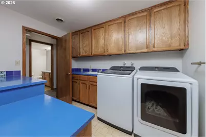 7765 SW Gentle Woods Dr, Portland, OR 97224 - Photo 31