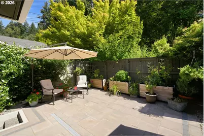 5211 SW 18th Pl, Portland, OR 97239 - Photo 41