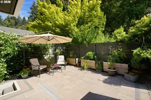 5211 SW 18th Pl, Portland, OR 97239 - Photo 41