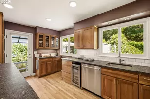 5211 SW 18th Pl, Portland, OR 97239 - Photo 15
