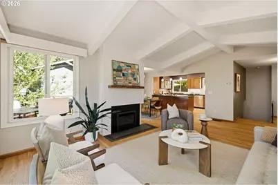 5211 SW 18th Pl, Portland, OR 97239 - Photo 11