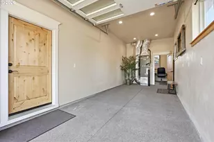 571 River Loop 2, Eugene, OR 97404 - Photo 29