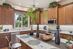 571 River Loop 2, Eugene, OR 97404 - Photo 9