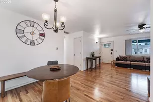 15106 SE Lincoln St, Portland, OR 97233 - Photo 9