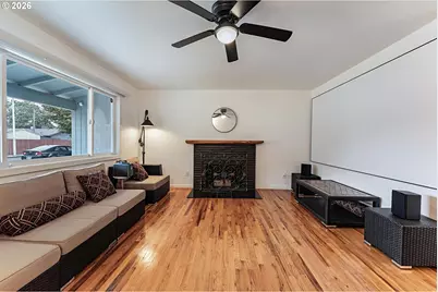 15106 SE Lincoln St, Portland, OR 97233 - Photo 5