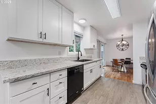 15106 SE Lincoln St, Portland, OR 97233 - Photo 19