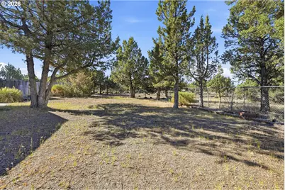 2390 SE Jefferson Dr, Prineville, OR 97754 - Photo 37