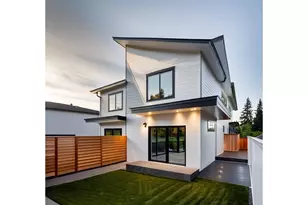 2020 SE 34th Ave, Portland, OR 97214 - Photo 3