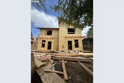 2020 SE 34th Ave, Portland, OR 97214 - Photo 1