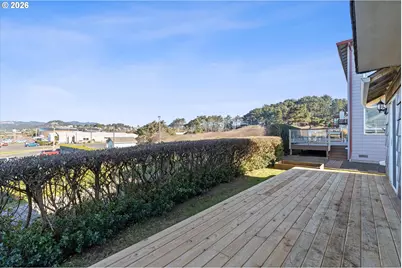 1555 NW 39th St, Lincoln City, OR 97367 - Photo 41