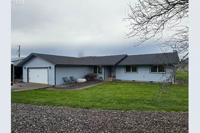 1160 Valley View Rd, Sutherlin, OR 97479 - Photo 1