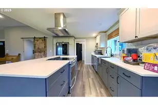 1160 Valley View Rd, Sutherlin, OR 97479 - Photo 17