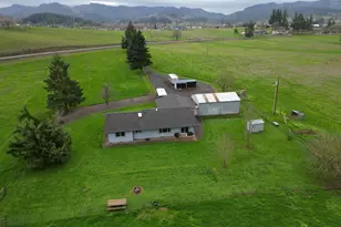 1160 Valley View Rd, Sutherlin, OR 97479 - Photo 33