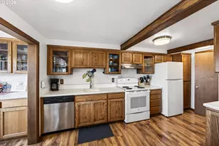 88426 2nd Ave, Florence, OR 97439 - Photo 3