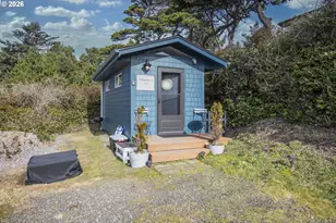 88426 2nd Ave, Florence, OR 97439 - Photo 33