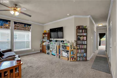 1000 S McKern Ct #19, Newberg, OR 97132 - Photo 9