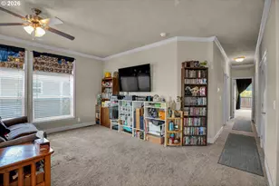 1000 S McKern Ct, Newberg, OR 97132 - Photo 9