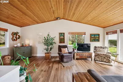 16449 SE 232nd Dr, Damascus, OR 97089 - Photo 11