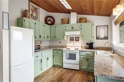 16449 SE 232nd Dr, Damascus, OR 97089 - Photo 13