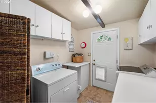 16449 SE 232nd Dr, Damascus, OR 97089 - Photo 29