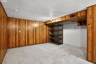 5249 NE 45th Pl, Portland, OR 97218 - Photo 37