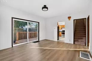 5249 NE 45th Pl, Portland, OR 97218 - Photo 7