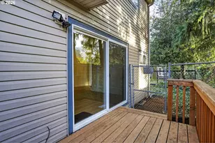 5249 NE 45th Pl, Portland, OR 97218 - Photo 39