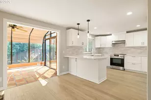 10805 SW 106th Ave, Portland, OR 97223 - Photo 21