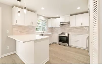 10805 SW 106th Ave, Portland, OR 97223 - Photo 13