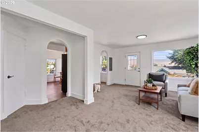 720 E 15th St, The Dalles, OR 97058 - Photo 9