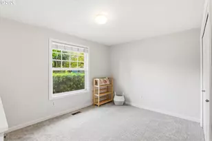 17070 SW Cynthia St, Beaverton, OR 97007 - Photo 15