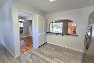 1642 NW Almond Ave, Roseburg, OR 97471 - Photo 17