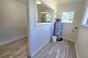 1642 NW Almond Ave, Roseburg, OR 97471 - Photo 31
