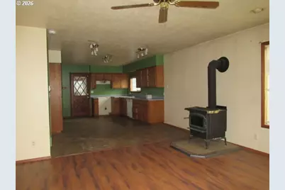 48091 Lyons Mill City Dr, Lyons, OR 97358 - Photo 11