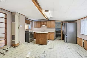 414 S 2nd St, Oregon City, OR 97045 - Photo 13